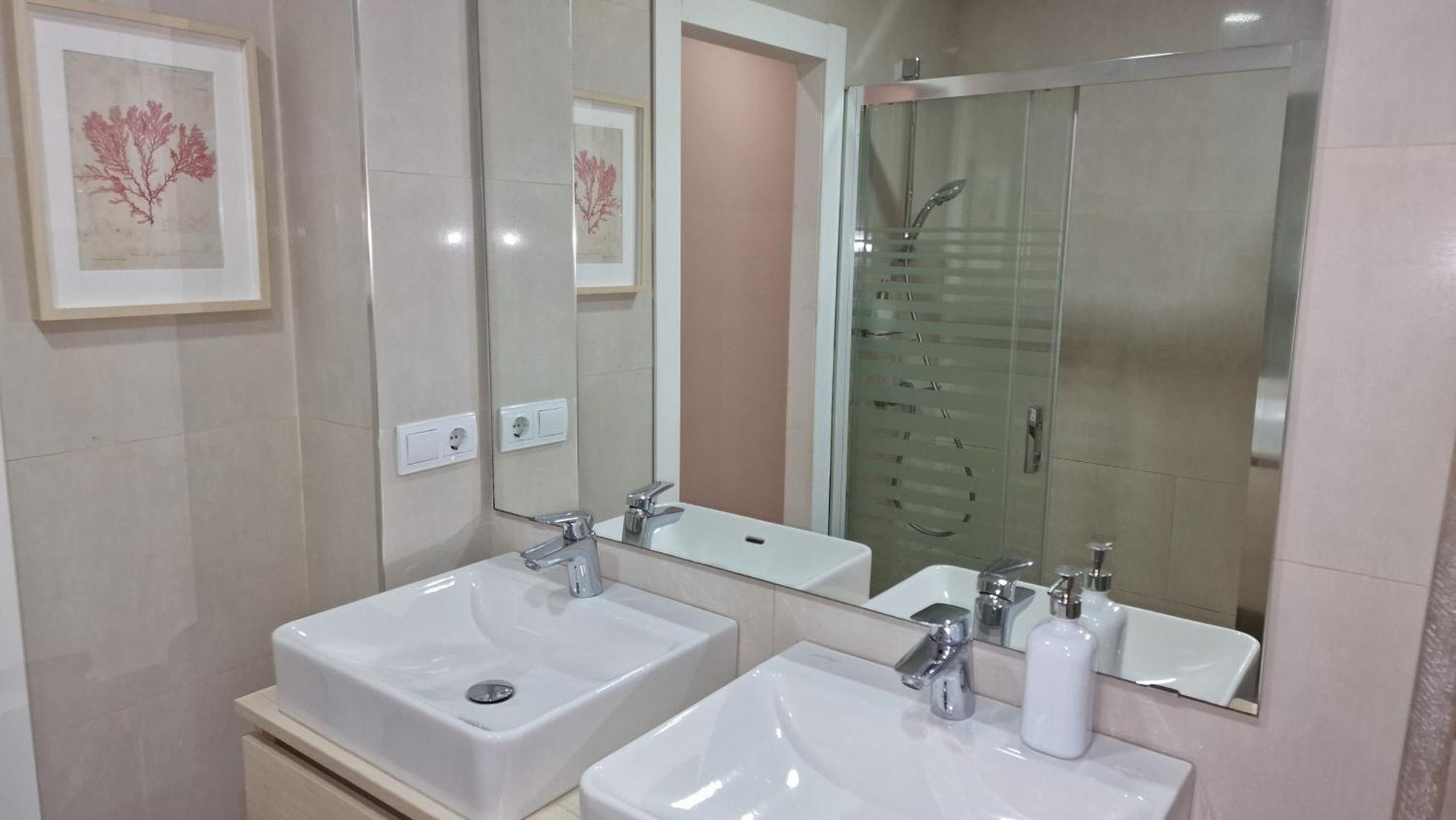 Victoria 16 Premium By Nagoa Homes Malaga Ruang foto